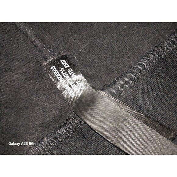 Torrid Full Length Fleece Pocket Legging 2X Black - Picture 6 of 6